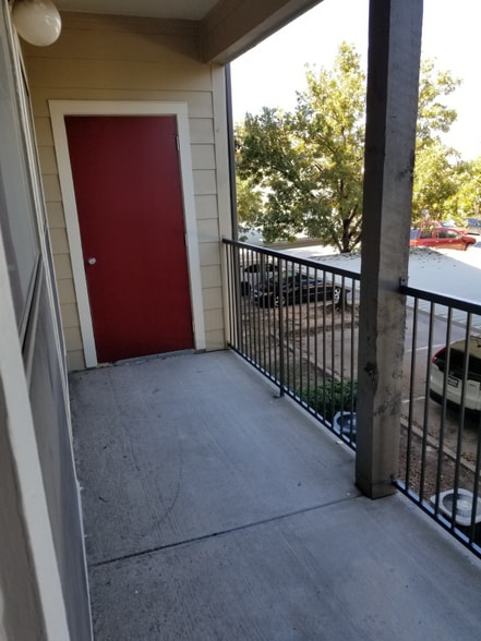 Building Photo - 2320 Gracy Farms Ln