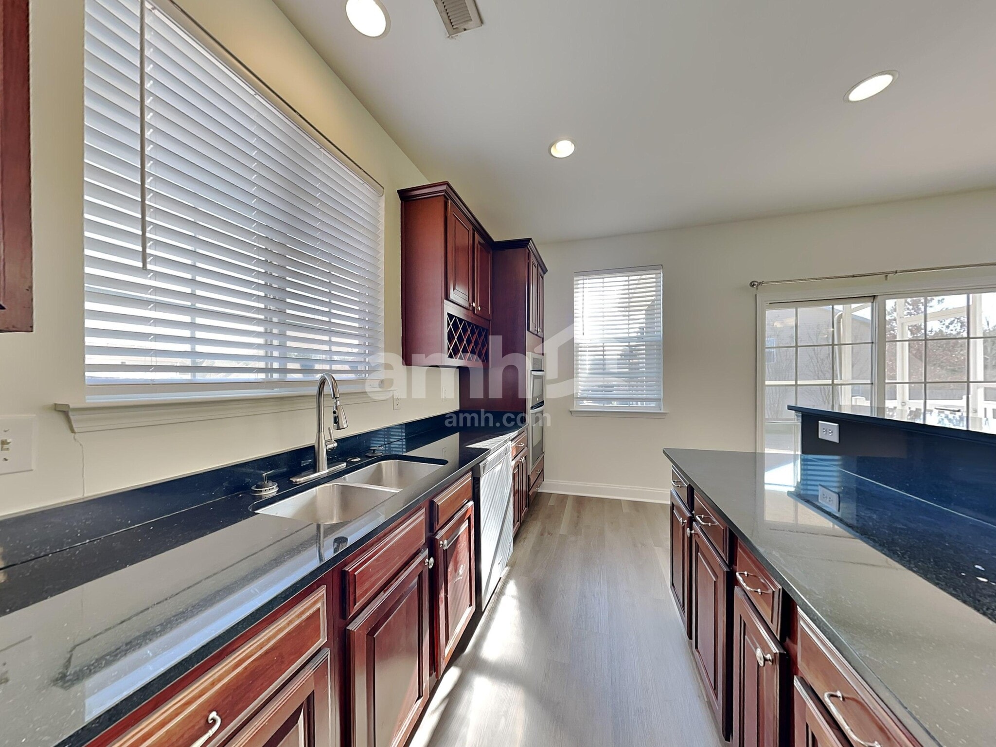 Building Photo - 203 Reedy River Ct