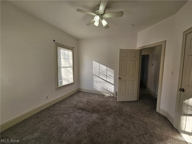 Building Photo - 3430 Beechwood Ave