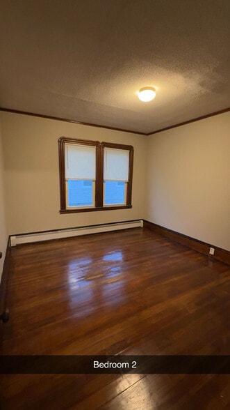 Building Photo - 72 Fair St