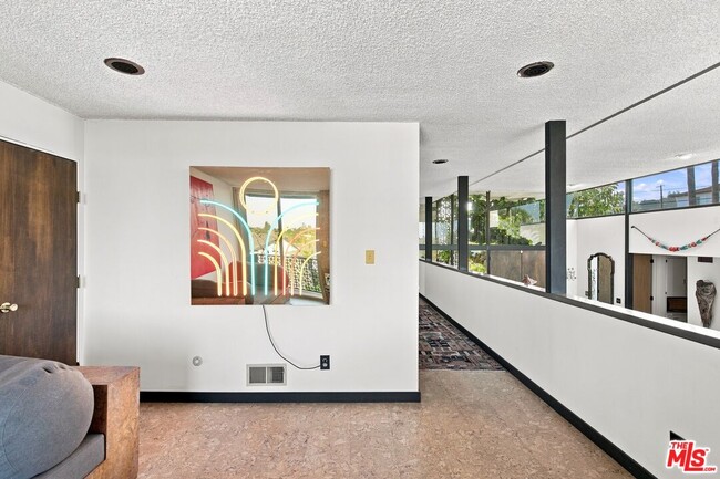 Building Photo - 936 Fortune Way