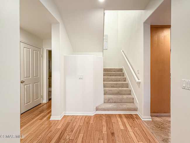 Building Photo - 5750 Ingram Pl