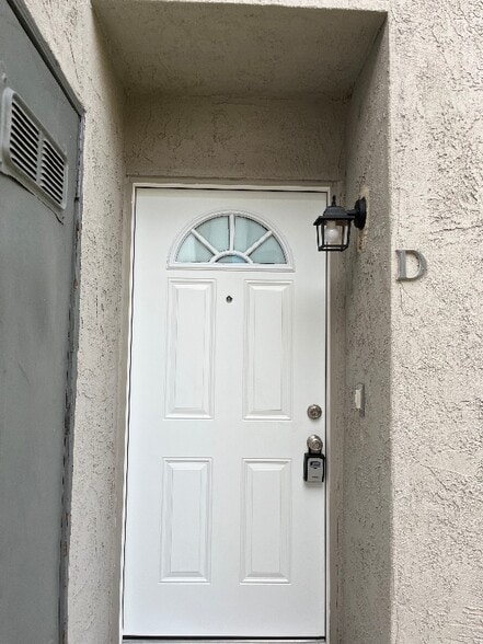 Primary Photo - 4404 Tierra Verde St