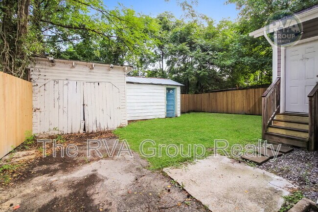 Building Photo - 1215 W Cawson St