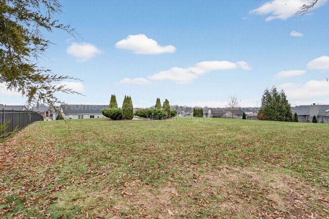 Building Photo - 738 Lost Canyon Blvd