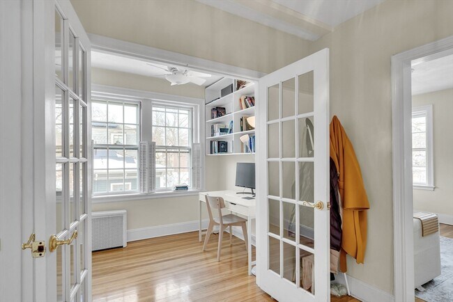 Building Photo - 41 Bowdoin St