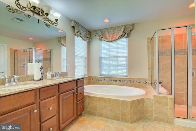 Building Photo - 25291 Kilkeen Way