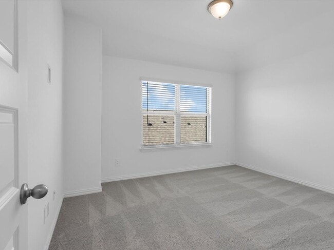 Building Photo - 1303 Wheelwright Dr