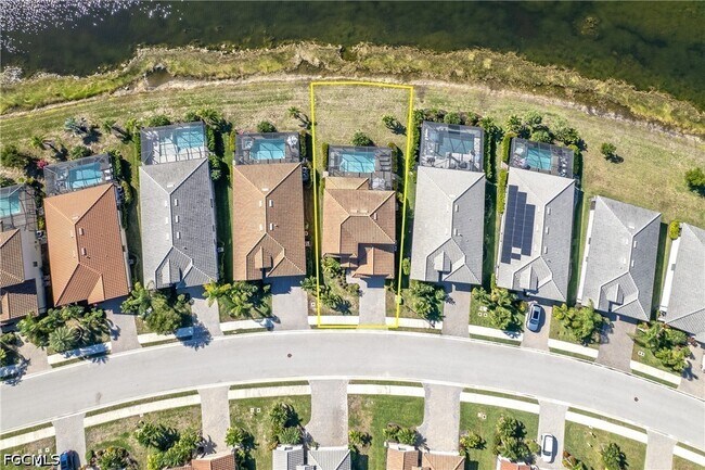 Building Photo - 11924 Arbor Trace Dr
