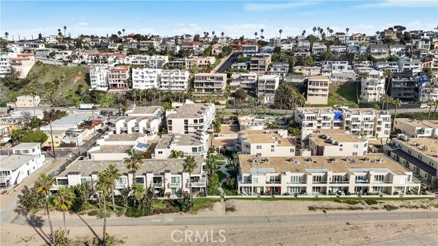 Building Photo - 7301 Vista Del Mar