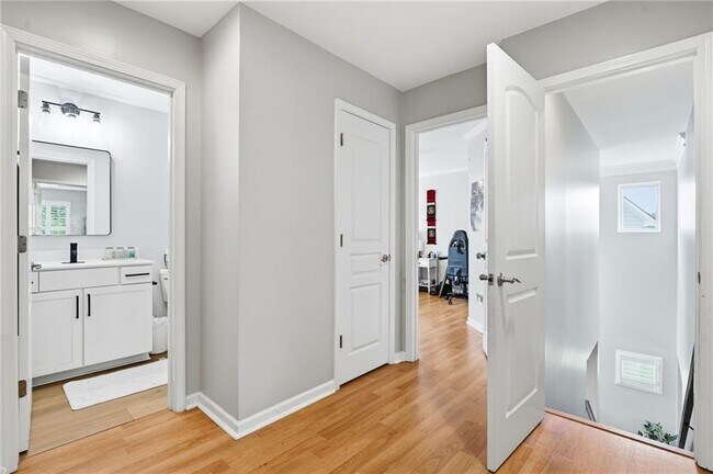 Building Photo - 2731 Amalfi Way NW