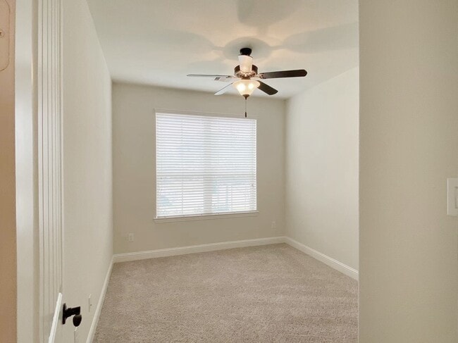 Building Photo - 14626 Moccasin Ridge Dr