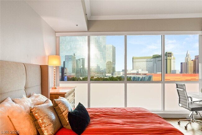 Building Photo - 4575 Dean Martin Dr