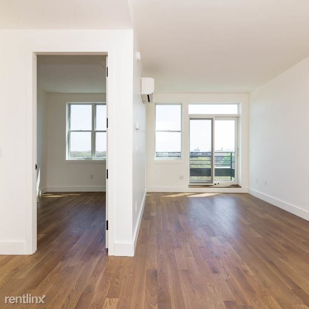 Building Photo - 581 Ocean Pkwy
