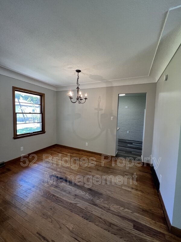 Building Photo - 3122 Shawnee Ave