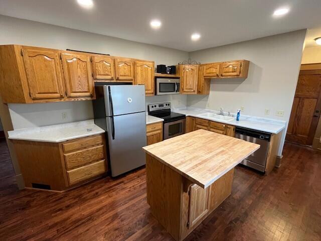 Building Photo - 99 Robert St