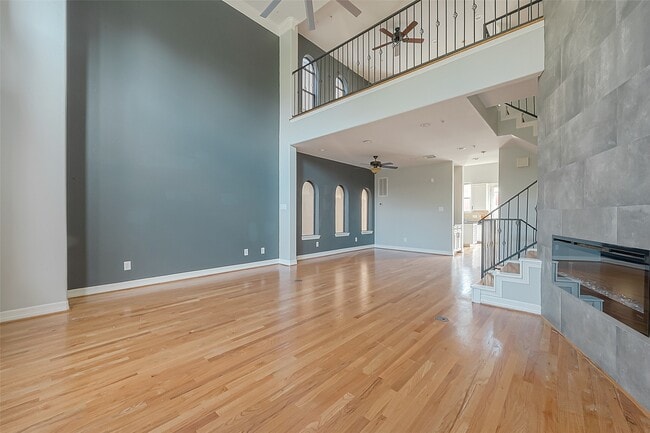 Building Photo - 2721 Austin St
