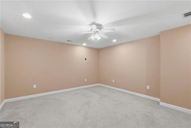 Building Photo - 5574 Bent Grass Way