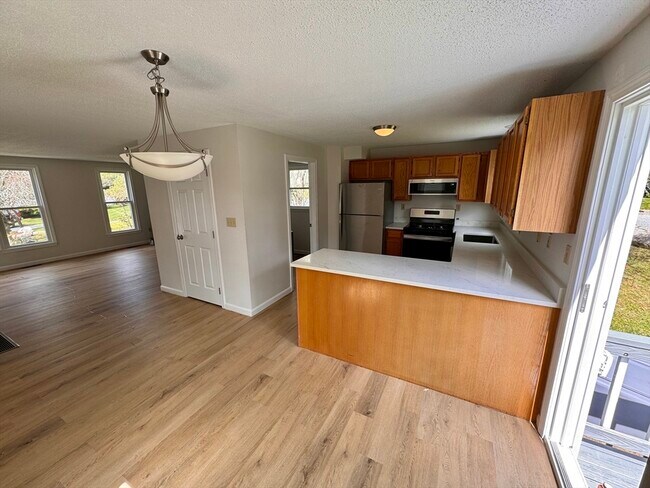 Building Photo - 47 Wyman Rd