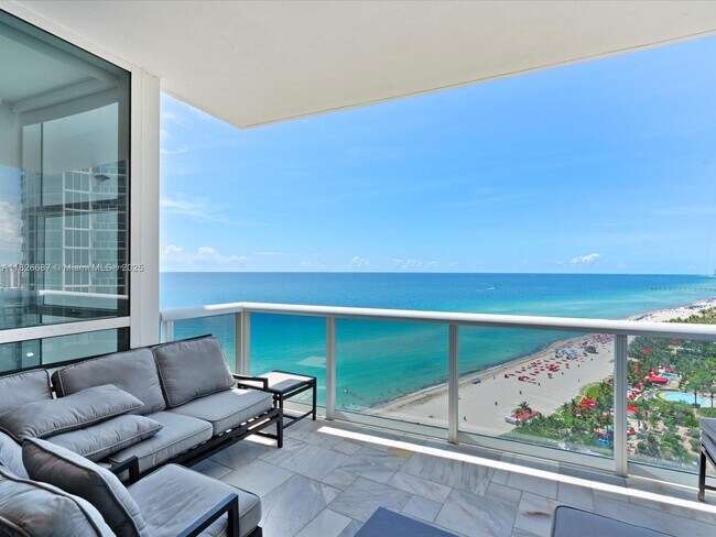 Building Photo - 18101 Collins Ave