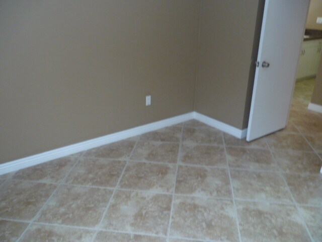 Building Photo - 18350 Hatteras St