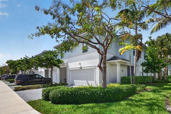 Building Photo - 1835 Sandpiper Pointe Pl