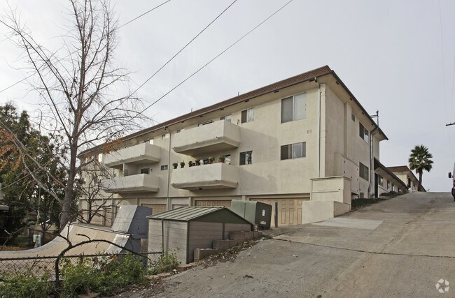 Building Photo - Monte Cristo Villas South