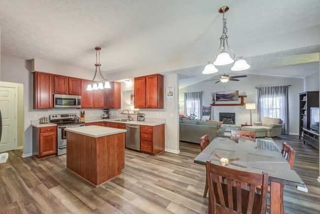 Building Photo - 1589 Morrison Farms Dr