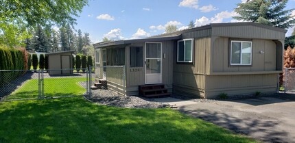 Building Photo - Beautifully just Remodeled-Spacious 3 bedrooms, 2 full baths mobile home with fenced yard. storag...