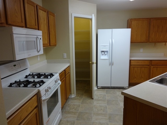 Building Photo - 103 Outfitter Dr