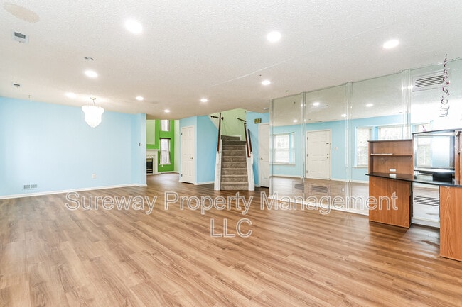 Building Photo - 1 Elkington Dr