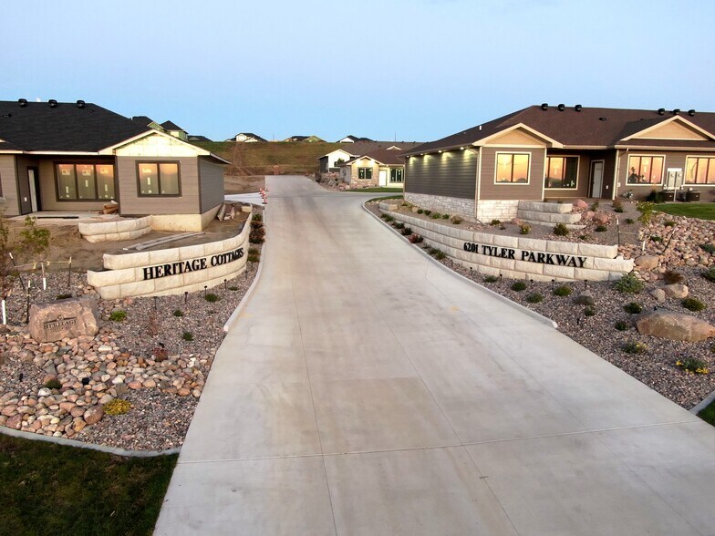 Building Photo - 6201 Tyler Pky