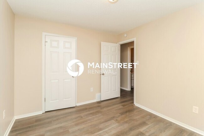 Building Photo - 4 Bedroom Pet-Friendly Home in Horn Lake, MS with Main Street Renewal