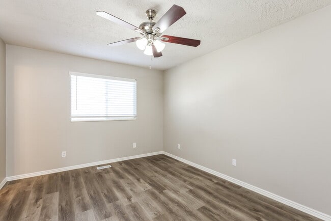 Building Photo - 1658 W 8430 S