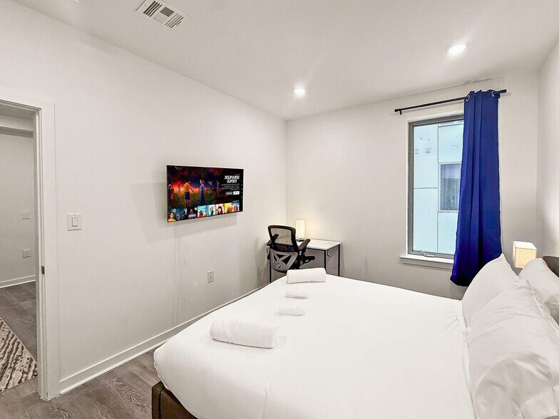 Building Photo - 1427 Germantown Ave