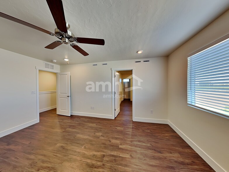 Building Photo - 4113 Keklik Ave