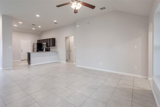 Building Photo - 615 Stampede Rd