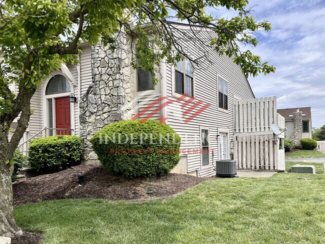 Building Photo - 2385 Fieldstone Cir