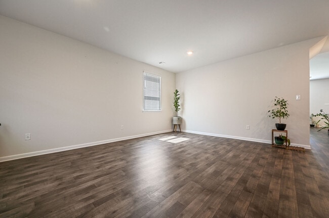 Building Photo - 387 Mardella Dr