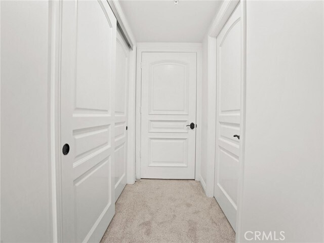 Building Photo - 1598 Long BCH