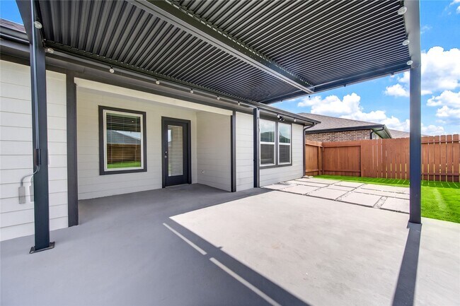Building Photo - 29910 Ousel Falls Ln
