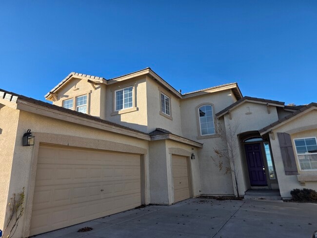 Building Photo - 7121 Crest Hill Dr