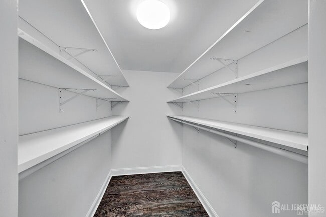 Building Photo - 914 Aspen Dr