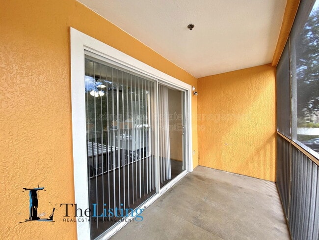 Building Photo - 5459 Vineland Rd