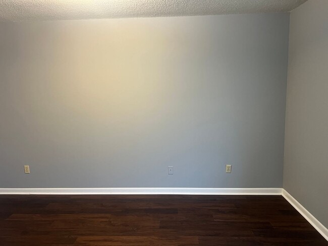 Building Photo - 108 Ridgeway Dr