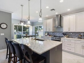 Building Photo - 7782 Hoffy Cir