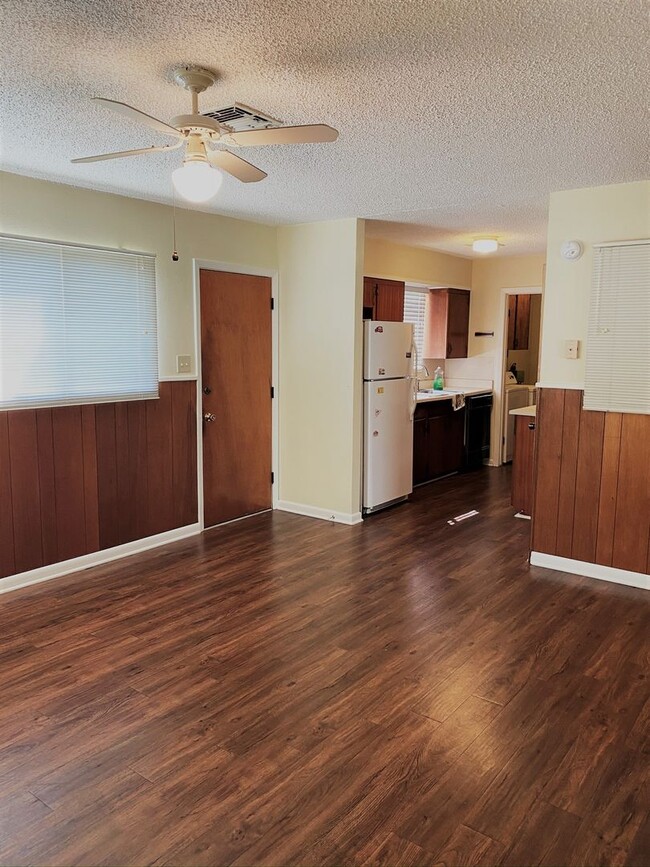 Building Photo - Updated 3 bedroom Bossier City, LA home for lease