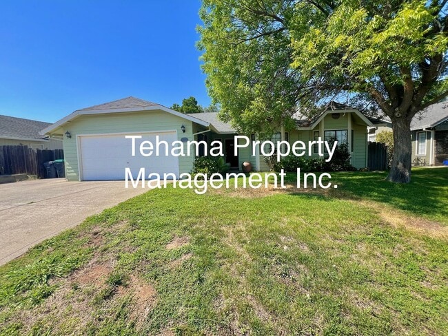 Primary Photo - Charming 3 bedroom 2 bath home in the Coun...