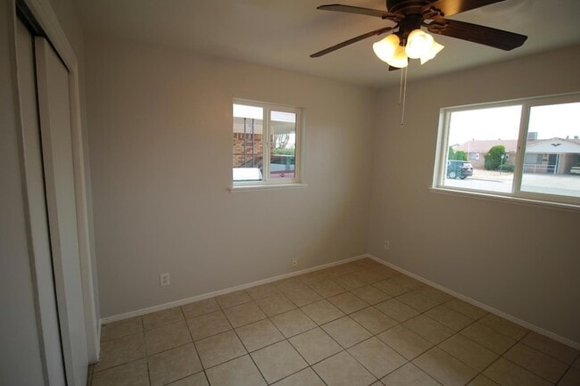 Building Photo - 5725 Waycross Ave