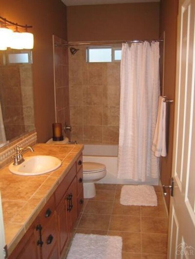 Building Photo - Beautiful NWX Home!